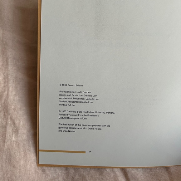 The Richard and Dion Neutra VDL Research House I and II book pamphlet 1999 - Picture 4 of 5